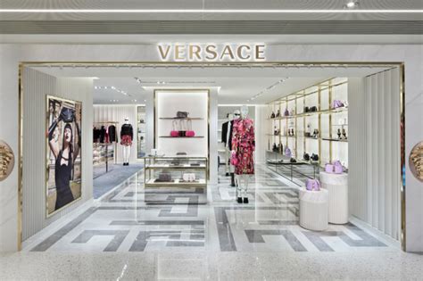 Versace Hong Kong Landmark 